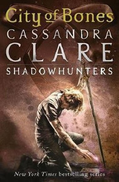 City of Bones - The Mortal Instruments Book 1 - Clareová Cassandra