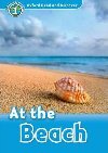 Oxford Read and Discover 1: At the Beach - Northcott Richard