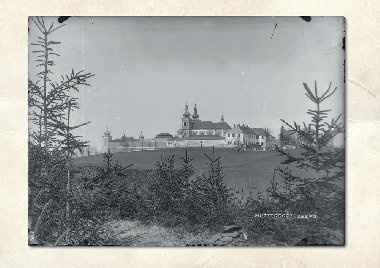 Krlky a okol na fotografich a pohlednicch Josefa Waltera - Pavel Gebousk